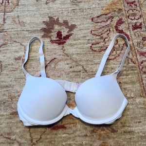 PINK Push-Up Bra in White